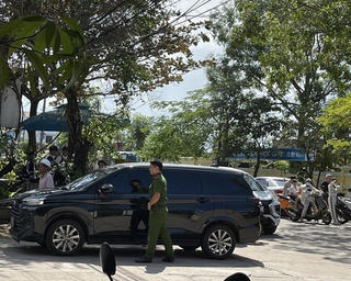 Quảng Nam: Truy bắt 2 thanh niên cướp ngân hàng