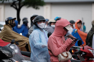 Ngày 14/4: Nhiều khu vực trên cả nước có mưa dông, đề phòng lốc sét