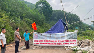 Thái Nguyên: Một hộ dân xây chặn đường liên xóm đòi lại đất đã hiến vì Xã ‘quên’ thỏa thuận