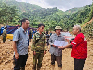 Cứu trợ “3 đúng” – kịp thời sẻ chia với người dân vùng lũ