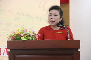 Những đóa hồng nơi tuyến đầu phòng, chống dịch Covid-19