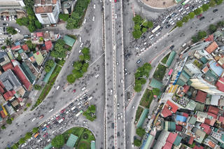 Hà Nội: Những điểm nóng ùn tắc ra sao sau khi tổ chức lại giao thông?