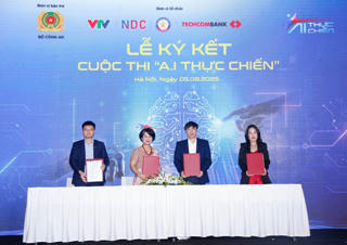 Techcombank đồng tổ chức và là nhà tài trợ độc quyền chương trình 'A.I Thực chiến'