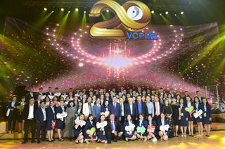 20 mùa Xuân rực rỡ