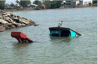 Cục Đăng kiểm thông tin về con tàu bị lật ở Đồng Nai
