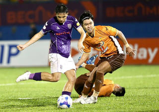 V-League 2024-2025: HAGL thua trận đầu, Bình Dương 'hồi sinh'