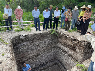 Di tích khảo cổ học Quỳnh Văn: Dấu tích cư trú và mai táng tiền sử