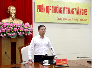 Quảng Ninh: Nghiên cứu lắp đặt thiết bị cảnh báo dông, lốc trên vịnh