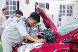 Hướng nghiệp lớp 9 - nhìn từ một đề xuất