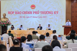 Thủ tướng chỉ đạo hoàn thành rà soát hỗ trợ cán bộ khó khăn do sắp xếp bộ máy trước 15/8