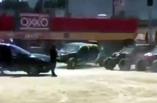 Mexico: Một vụ xả súng tại cuộc trình diễn đua xe ô tô