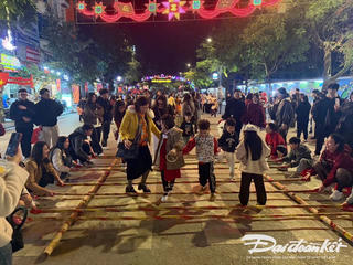 Phố đi bộ Kim Đồng: Nơi hội tụ văn hóa, ẩm thực của tỉnh Cao Bằng