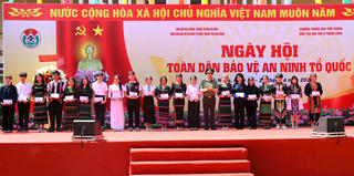 Thứ trưởng Lê Văn Tuyến dự Ngày hội toàn dân bảo vệ an ninh Tổ quốc tại Đắk Nông