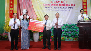 Sức mạnh đại đoàn kết tạo động lực đưa đất nước vượt khó