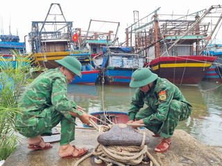 Ứng phó với bão số 4, Quảng Trị nghiêm cấm tàu thuyền ra khơi