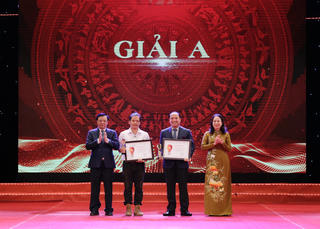 EVN được vinh danh tại cuộc thi Sáng kiến vì cộng đồng lần IV