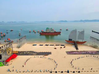 Hàng nghìn diễn viên tích cực tập luyện cho Carnaval Hạ Long 2024