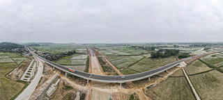 Đẩy nhanh tiến độ cao tốc Bắc - Nam đoạn qua Hà Tĩnh