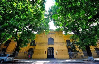 Điểm chuẩn Trường Đại học Dược Hà Nội từ 23,81 đến 25 điểm