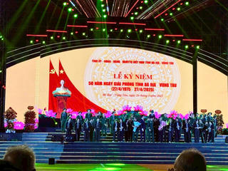 Đại tướng Phan Văn Giang dự kỷ niệm 50 năm ngày giải phóng tỉnh Bà Rịa – Vũng Tàu