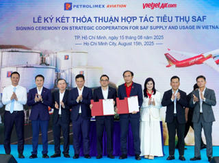 Vietjet hợp tác cùng Petrolimex sử dụng nhiên liệu SAF, bước tiến quan trọng trong hành trình chuyển đổi xanh của ngành hàng không