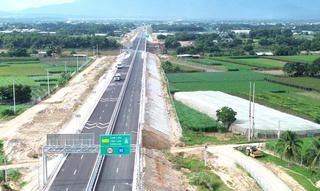 Cao tốc phía Nam “vươn mình”