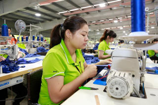 Chuẩn bị tăng lương tối thiểu vùng?