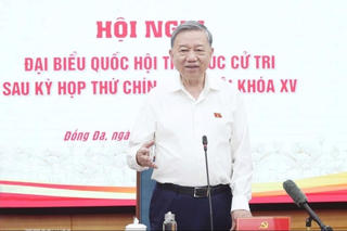 Tổng Bí thư Tô Lâm tiếp xúc cử tri, động viên cán bộ, viên chức Hà Nội