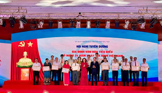 Hà Nội tuyên dương 80 gia đình văn hóa tiêu biểu