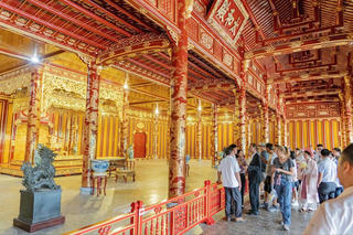 Liên tiếp những di sản bị xâm hại: Đừng để 'mất bò mới lo làm chuồng'