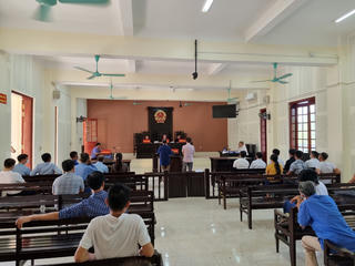 Vụ chuyển nhượng đất nông nghiệp tại huyện Hưng Nguyên (Nghệ An): Nguyên Chủ tịch xã và xóm trưởng kêu oan