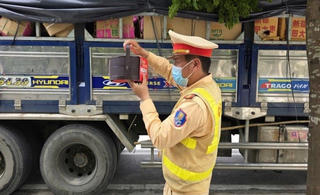 Phát hiện số lượng lớn bánh trung thu không nguồn gốc xuất xứ