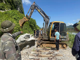 Sau sự cố đá rơi, đường sắt bắc – nam qua Quảng Trị đã thông tuyến