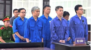 Đà Nẵng: Cựu Chủ tịch UBND quận Cẩm Lệ lĩnh án 9 năm tù về tội nhận hối lộ