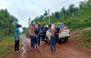 Đắk Nông: Tạm giữ nhóm đối tượng dùng hung khí 'bắt giữ người trái pháp luật'