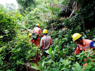 Vượt khó, đảm bảo cung cấp điện an toàn trong mùa mưa bão