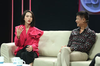 Đạo diễn Lê Hoàng ngưỡng mộ bản lĩnh của Quỳnh Lương khi sinh con ở tuổi 19