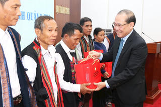 Những 'cánh chim đầu đàn' giữ gìn khối đoàn kết các dân tộc