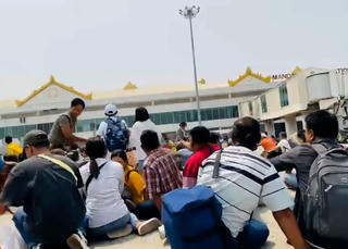 Myanmar tuyên bố tình trạng khẩn cấp sau động đất