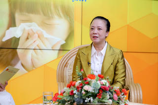 Bác sĩ 'mách nước' bí quyết giữ giọng trong mùa lạnh