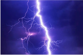 Thái Bình: Sét lại đánh chết người