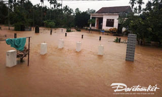 Quảng Nam: Một làng bị cô lập do mưa lớn, thủy điện xả lũ điều tiết