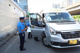 Bộ GTVT yêu cầu xử lý nghiêm xe trá hình tuyến cố định