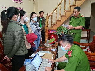 Bắt 2 nhân viên CDC Lâm Đồng liên quan đến Việt Á