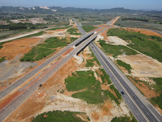 [Ảnh]: Toàn cảnh tuyến đường ‘4 trong 1’ gần 2.000 tỷ đồng ở Ninh Bình