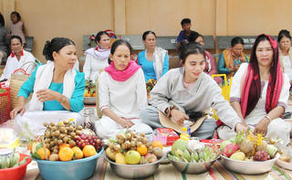 Lễ hội Chăm lịch ở làng Bỉnh Nghĩa