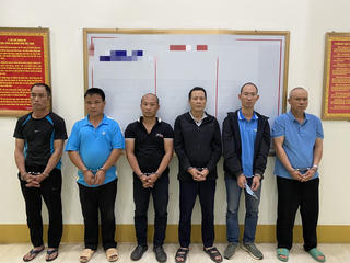 Bảo vệ thông đồng với người ngoài trộm cắp tài sản trị giá hàng trăm triệu đồng