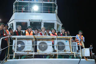 Bộ GDĐT thăm hỏi các nạn nhân vụ lật tàu tại Quảng Ninh