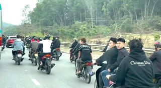 Xử lý nhóm thanh niên 'đầu trần' đi xe máy, diễu hành trên QL1A
