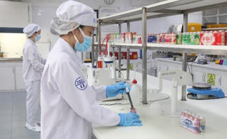 Cách doanh nghiệp sữa tiếp cận bài toán xuất khẩu 'xanh'
